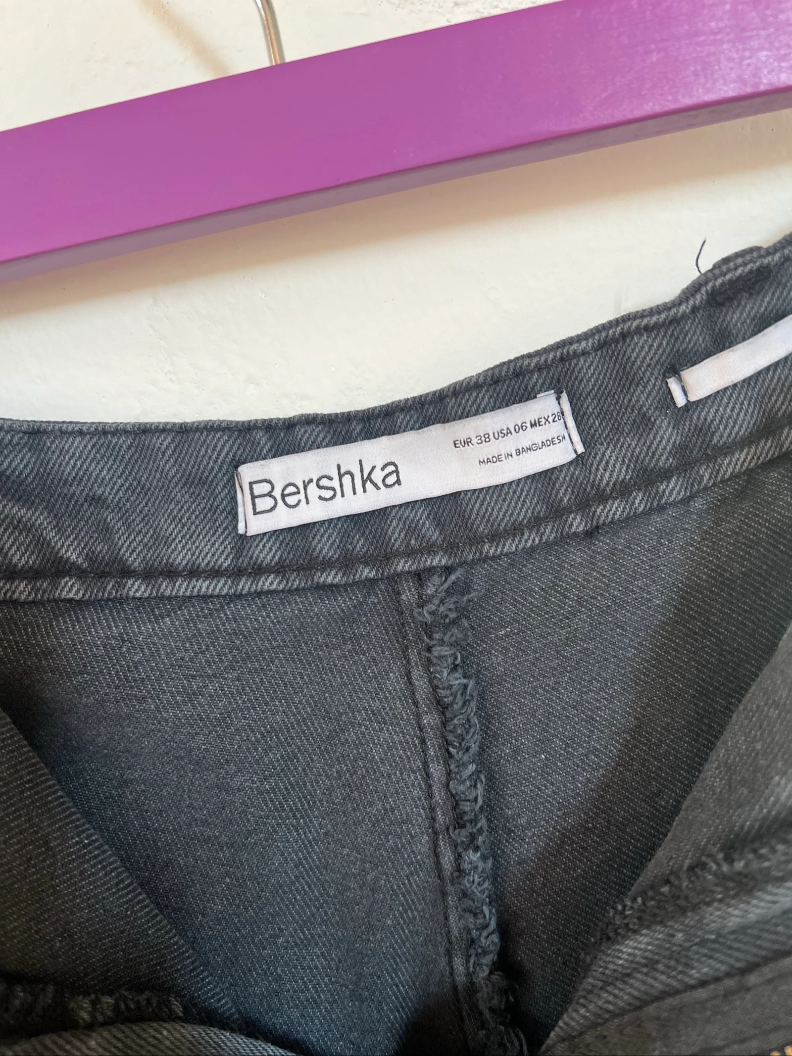 Zwarte korte Bershka-spijkerbroeken – photo 3